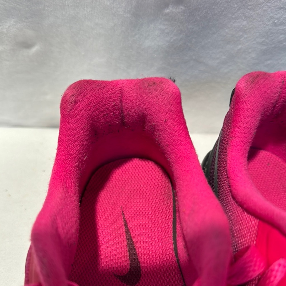 Nike Fuchsia and Black Athletic Shoes - Picture 10 of 13